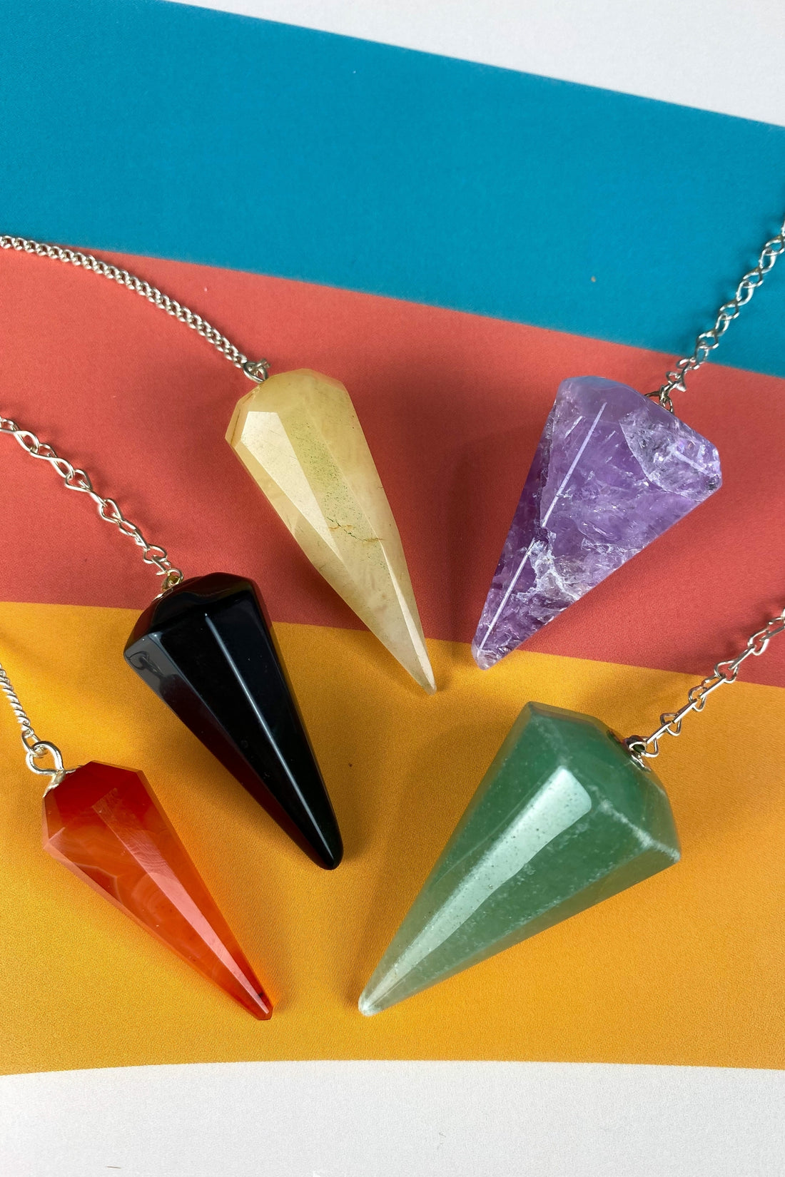 HOW TO USE CRYSTAL PENDULUMS ✨