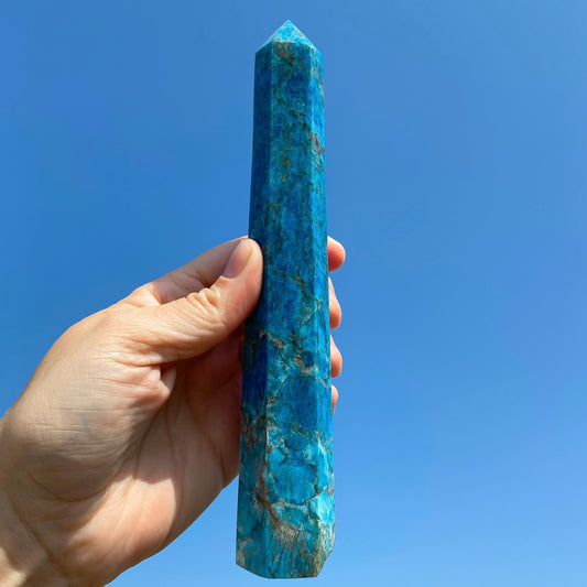 Large Blue Apatite Tower